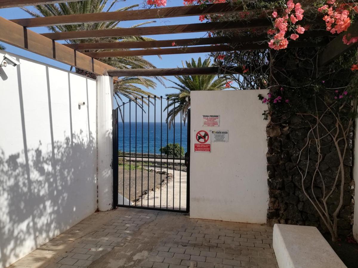 Apartamento Luca 05 En Playa Roca Costa Teguise Luaran gambar