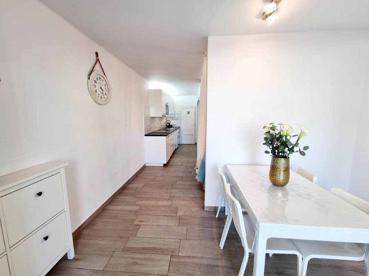 Apartamento Luca 05 En Playa Roca Costa Teguise Luaran gambar