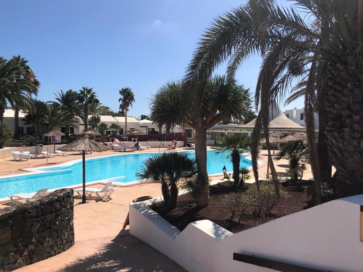 Apartamento Luca 05 En Playa Roca Costa Teguise Luaran gambar